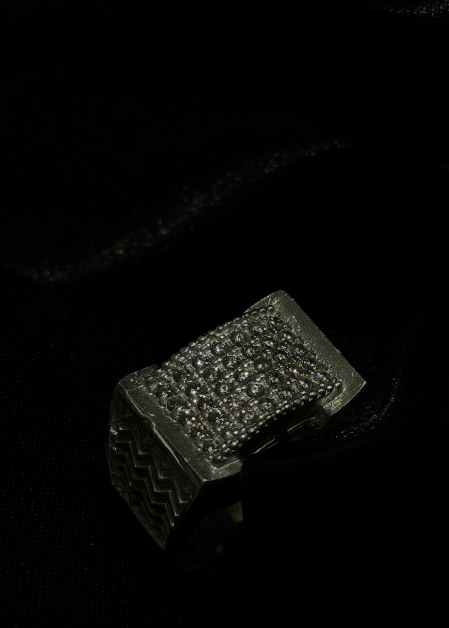 925 Sterling Silver Brick Signet Ring – Textured Chevron Iced Block