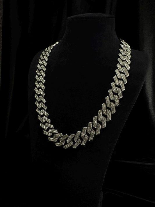 ICE Cuban Link Chain – Heavyweight 925 Sterling Silver Fully Iced Out (55cm)